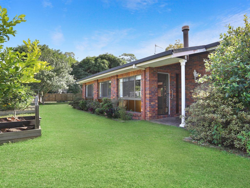 6 Alfs Pinch Road, Beerwah QLD 4519 - photo 6