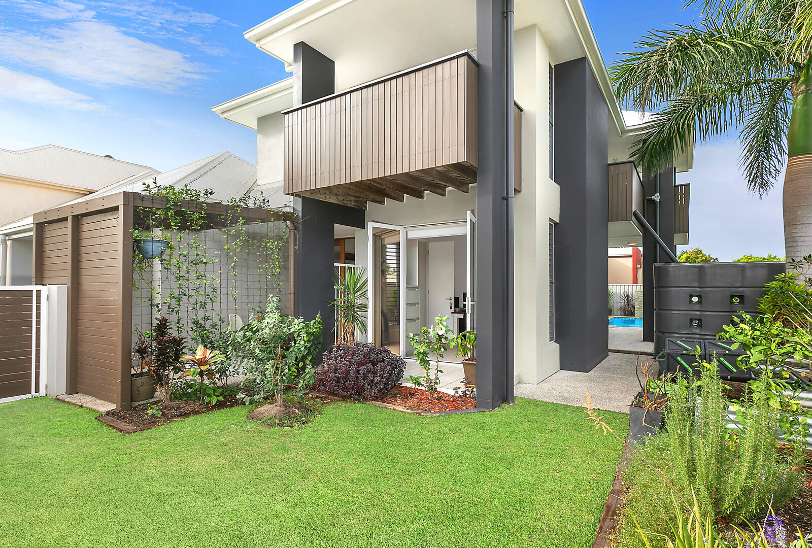 3 Magnetic Street, Kawana Island QLD 4575 - photo 2