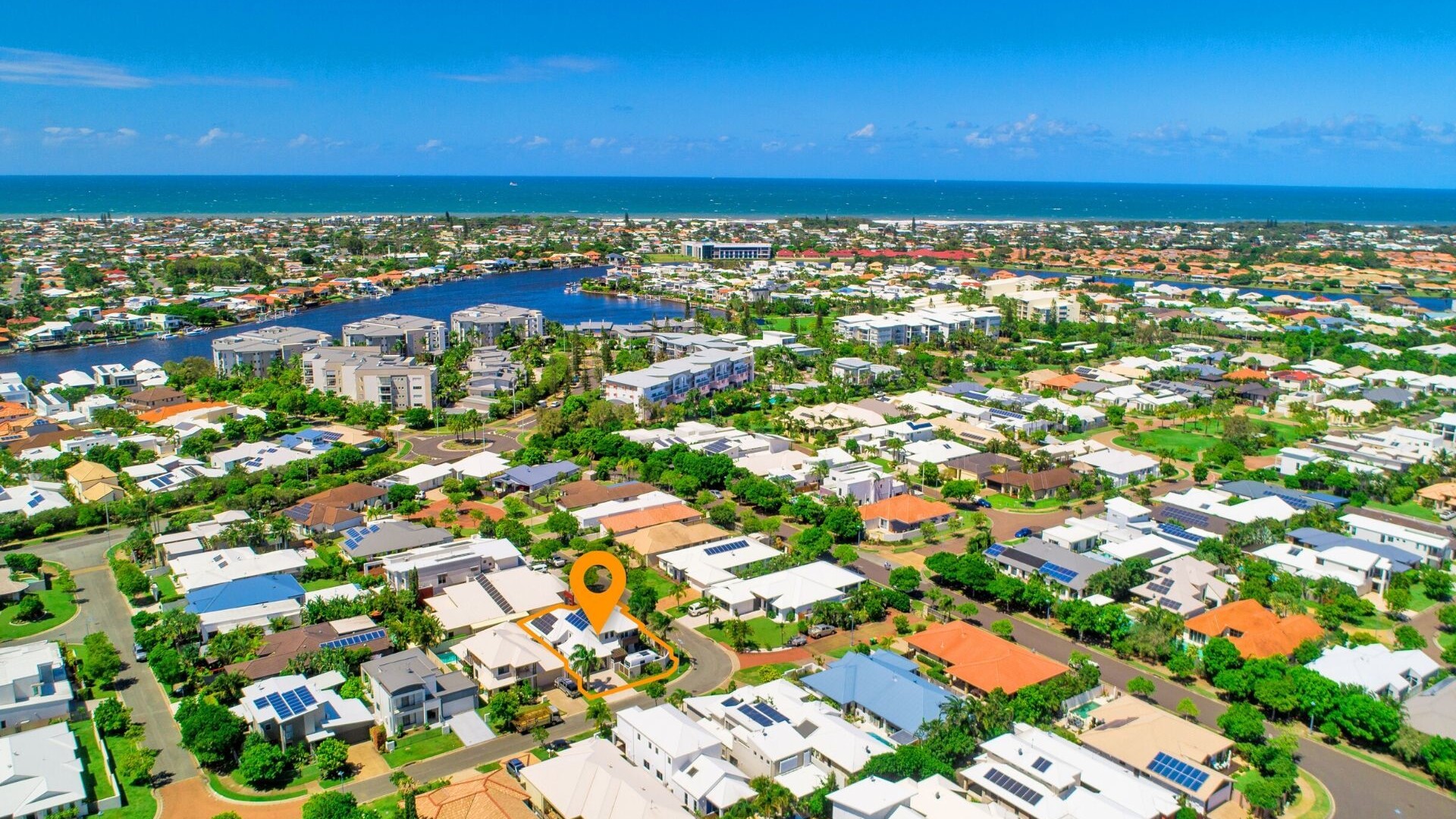 3 Magnetic Street, Kawana Island QLD 4575 - photo 15