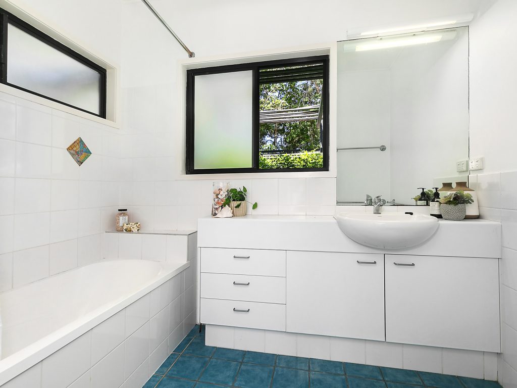 19 Cooper Street, Currimundi QLD 4551 - photo 8
