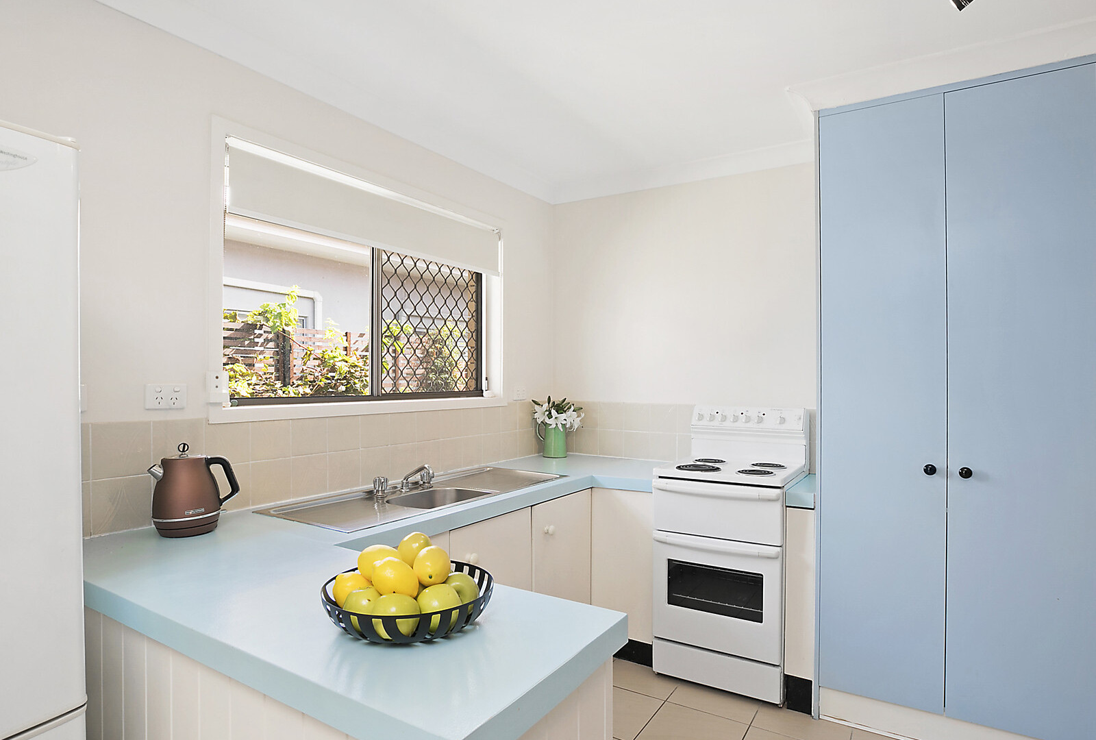 12 Palmer Avenue, Golden Beach QLD 4551 - photo 2