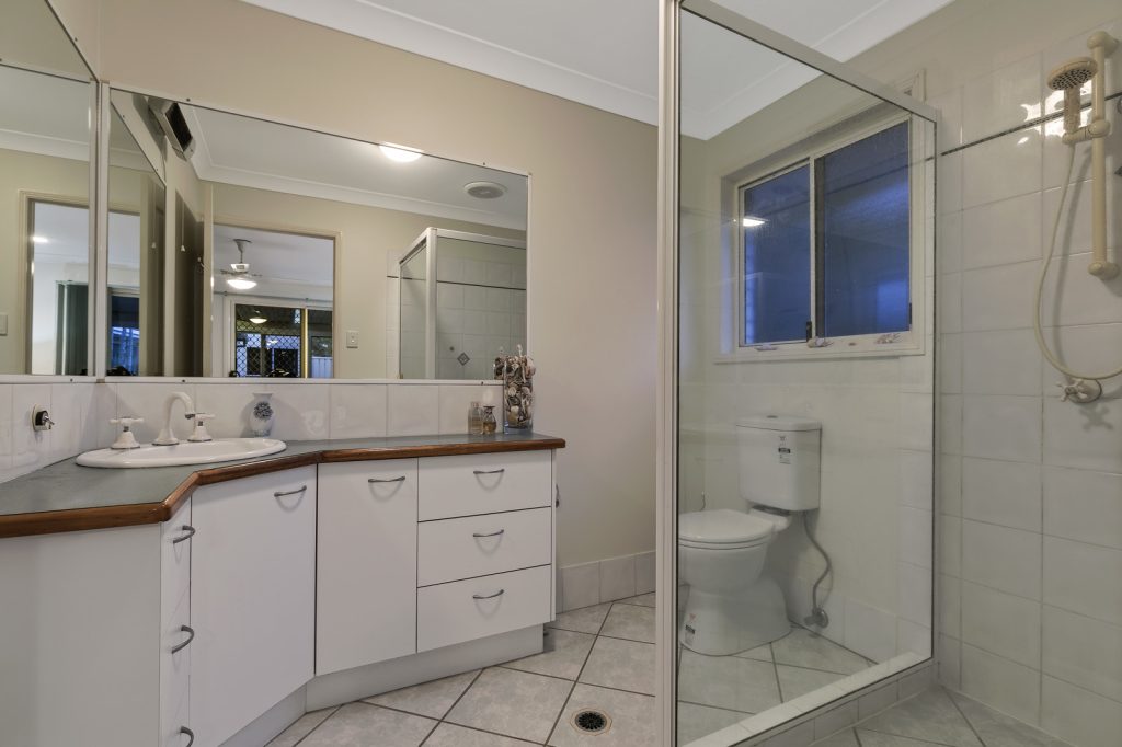 169 Hotspur Crescent, Little Mountain QLD 4551 - photo 11