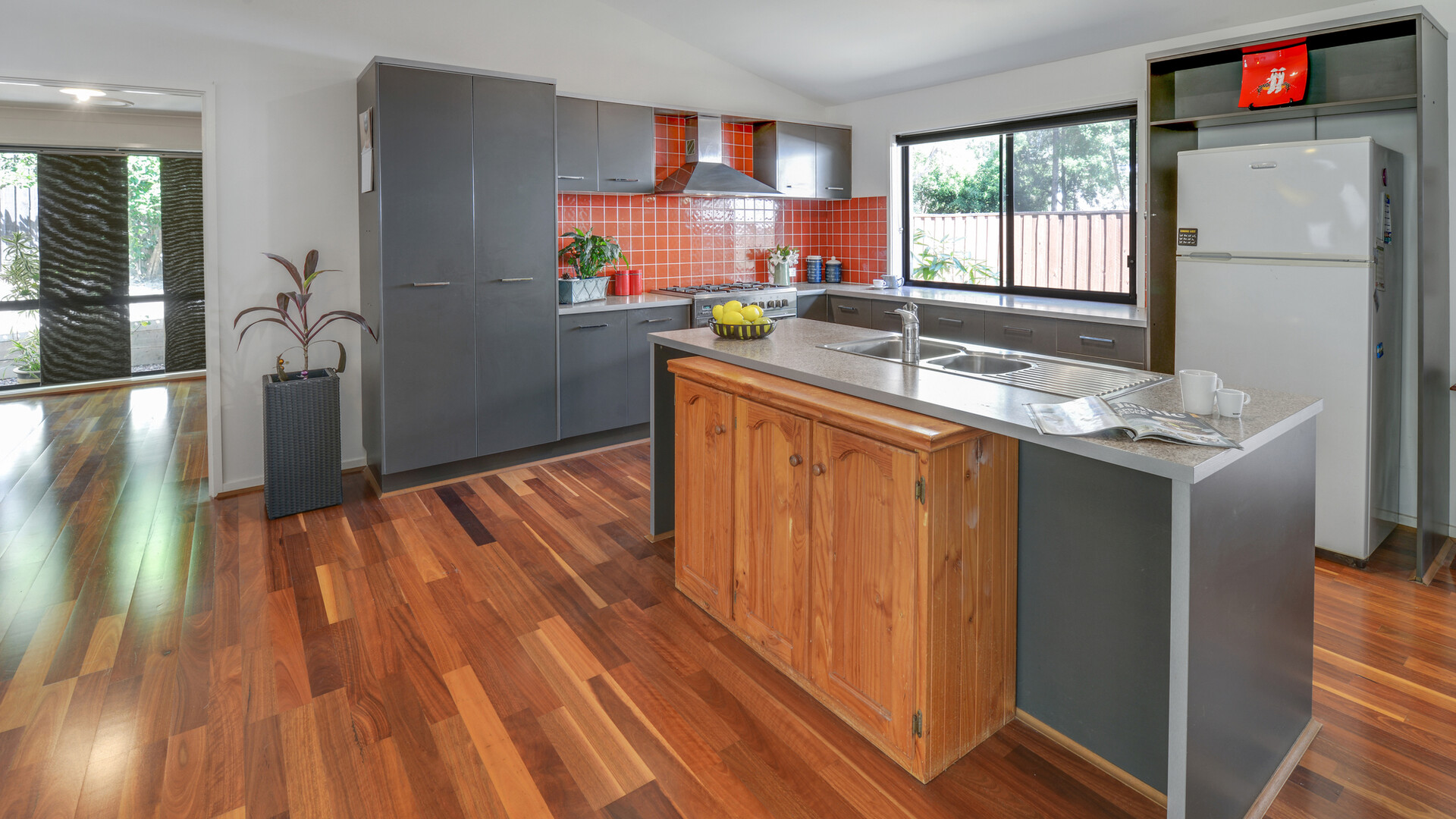 1 Wattlefield Road, Little Mountain QLD 4551 - photo 3