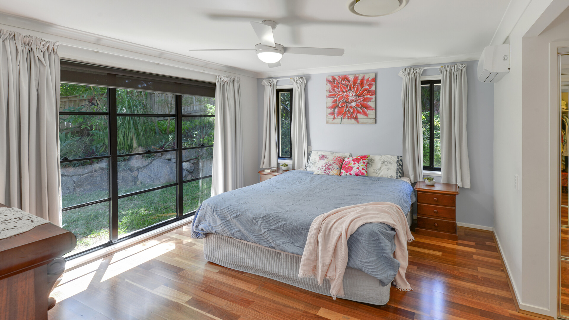 1 Wattlefield Road, Little Mountain QLD 4551 - photo 6