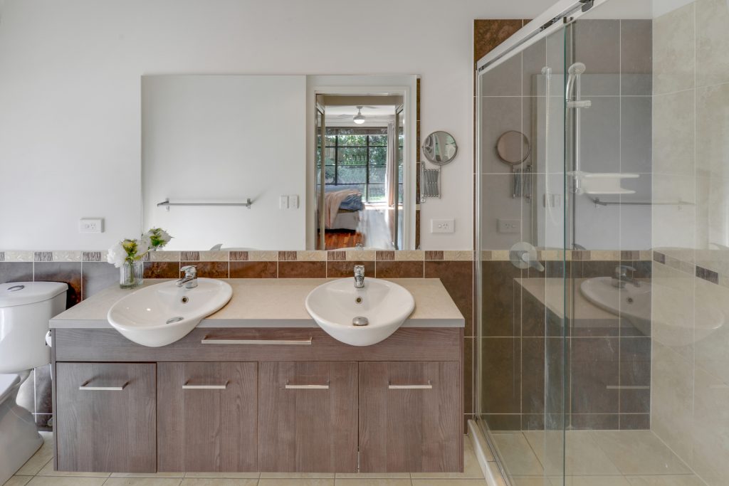 1 Wattlefield Road, Little Mountain QLD 4551 - photo 7