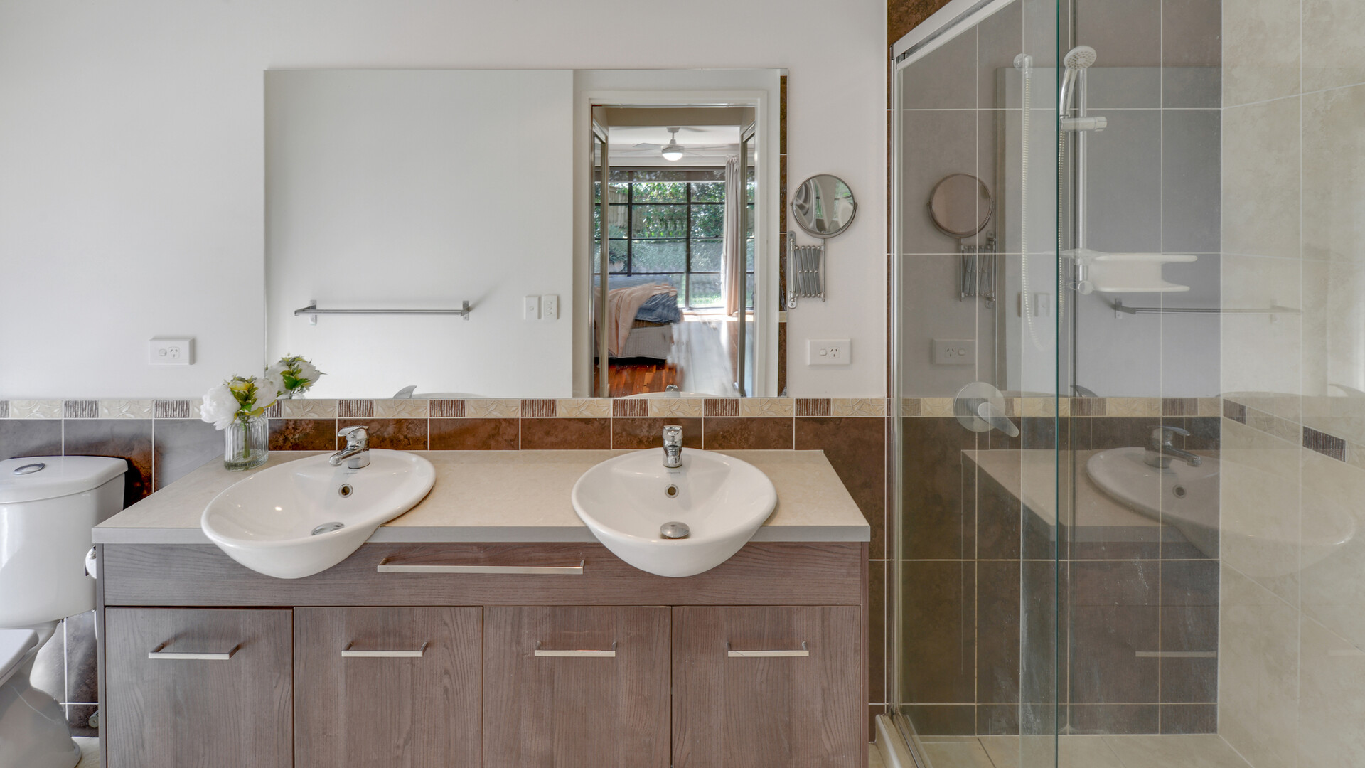 1 Wattlefield Road, Little Mountain QLD 4551 - photo 7