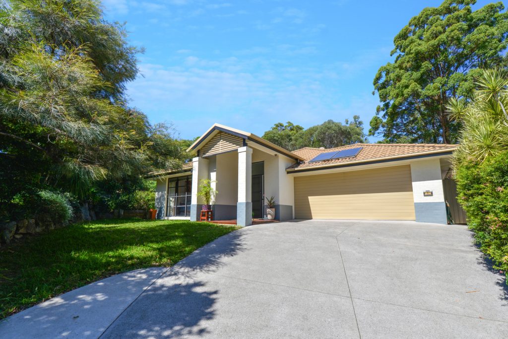 1 Wattlefield Road, Little Mountain QLD 4551 - photo 10