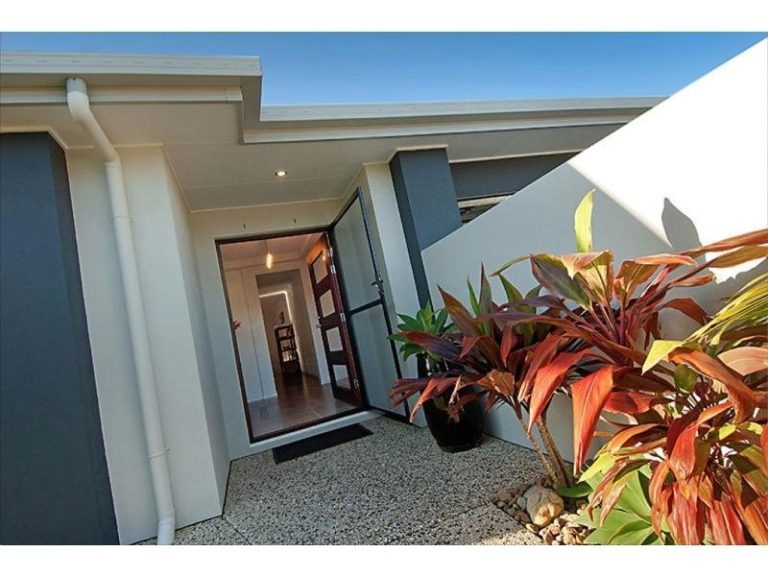 3 Kurrajong Crescent, Meridan Plains QLD 4551 - photo 4