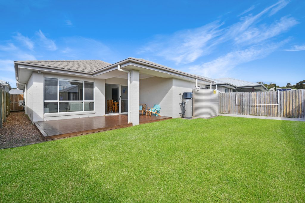 22 Turquoise Place, Caloundra West QLD 4551 - photo 2