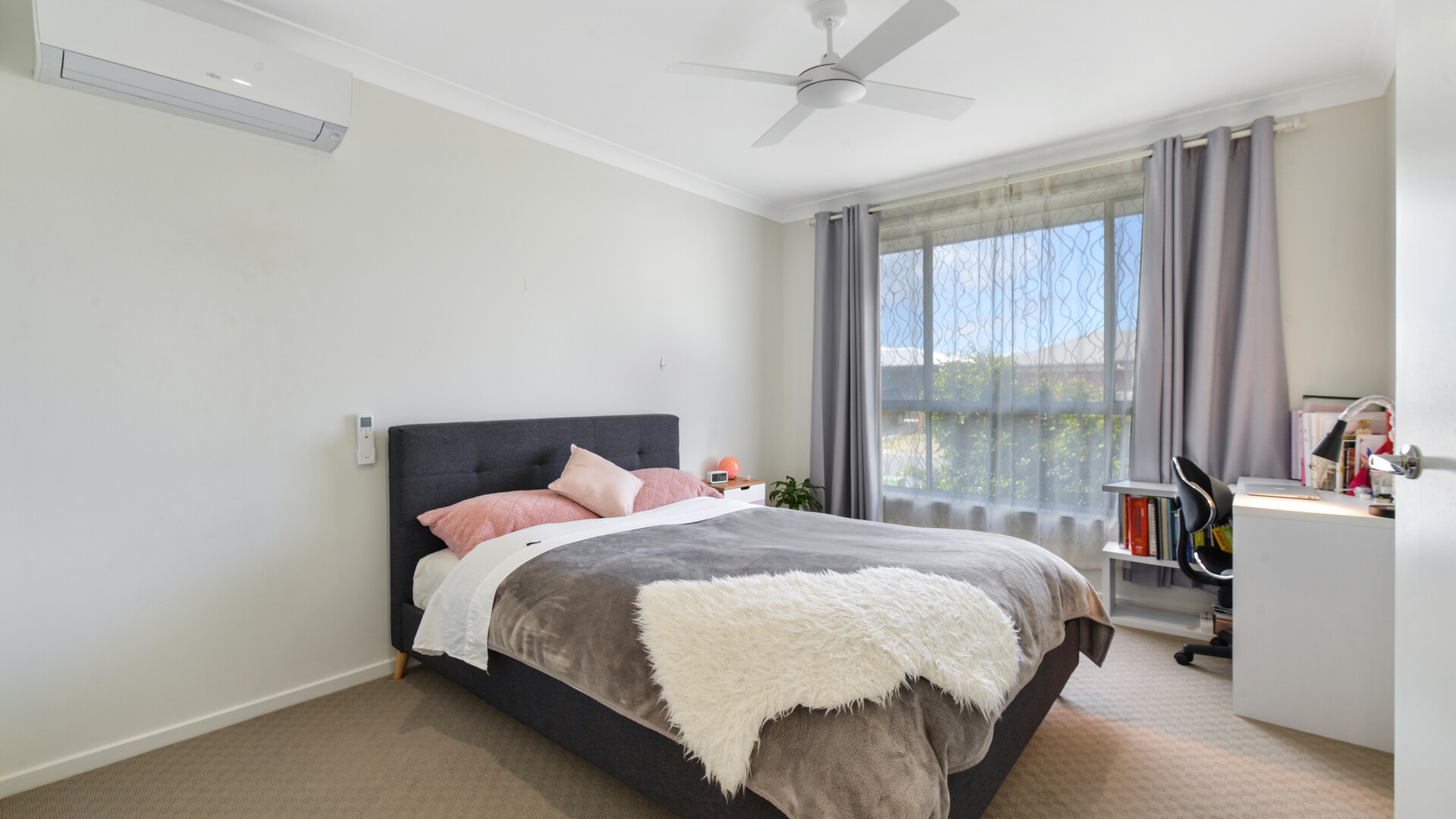 22 Turquoise Place, Caloundra West QLD 4551 - photo 5