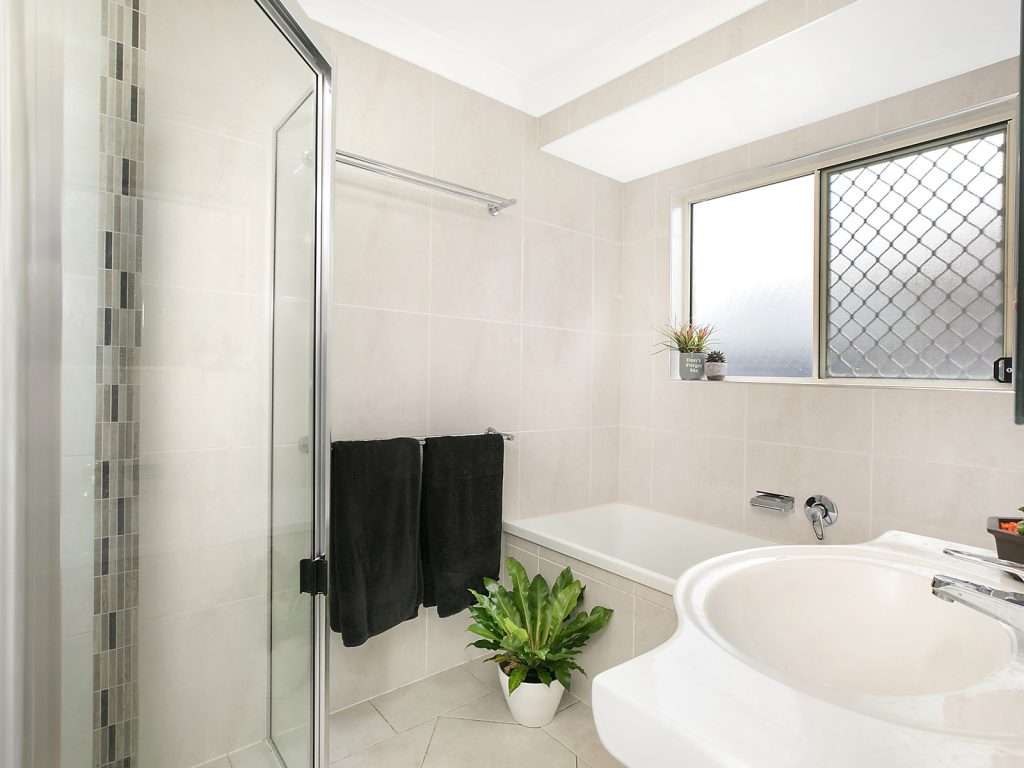 4 Blackbutt Court, Currimundi QLD 4551 - photo 6