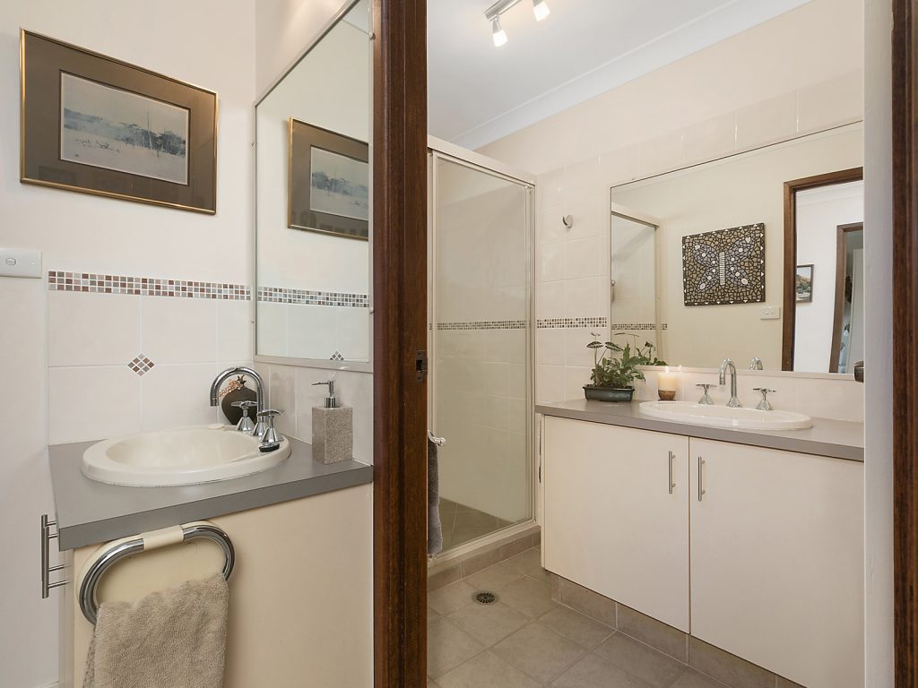 120 Lindeman Road, Beerwah QLD 4519 - photo 7