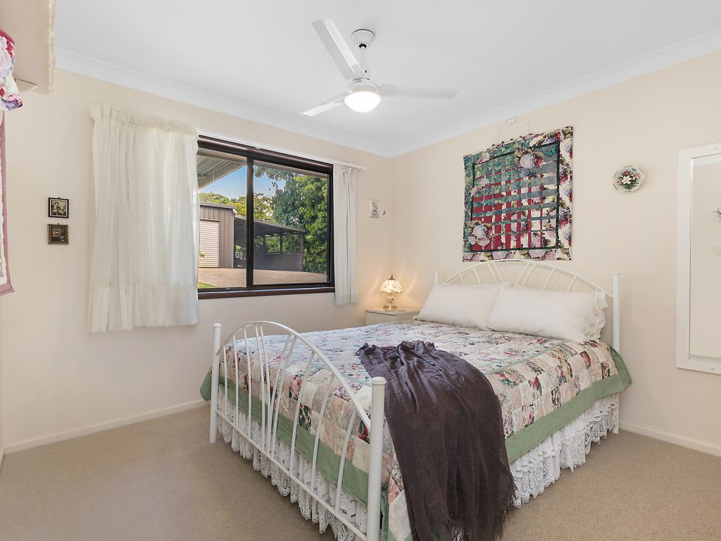 120 Lindeman Road, Beerwah QLD 4519 - photo 8