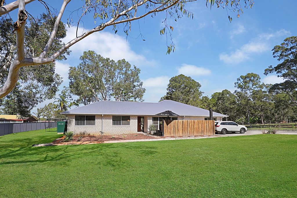22 Hatchman Court, Elimbah QLD 4516 - photo 15