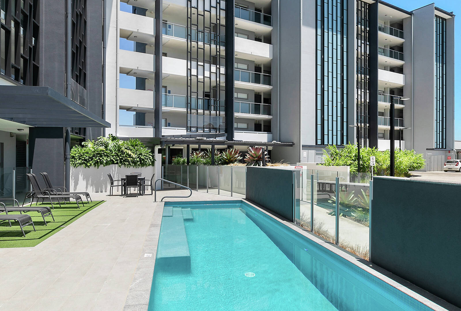 25/19 Shine Court, Birtinya QLD 4575 - photo 10