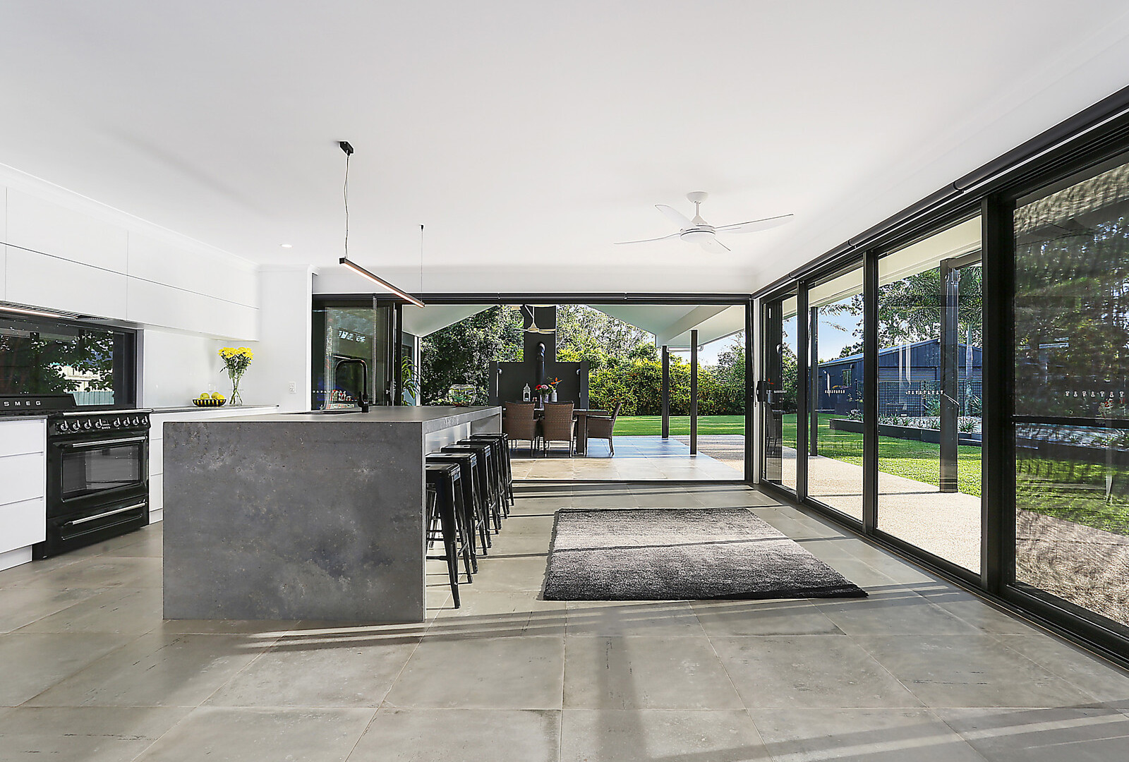 31 Casuarina Drive, Little Mountain QLD 4551 - photo 4