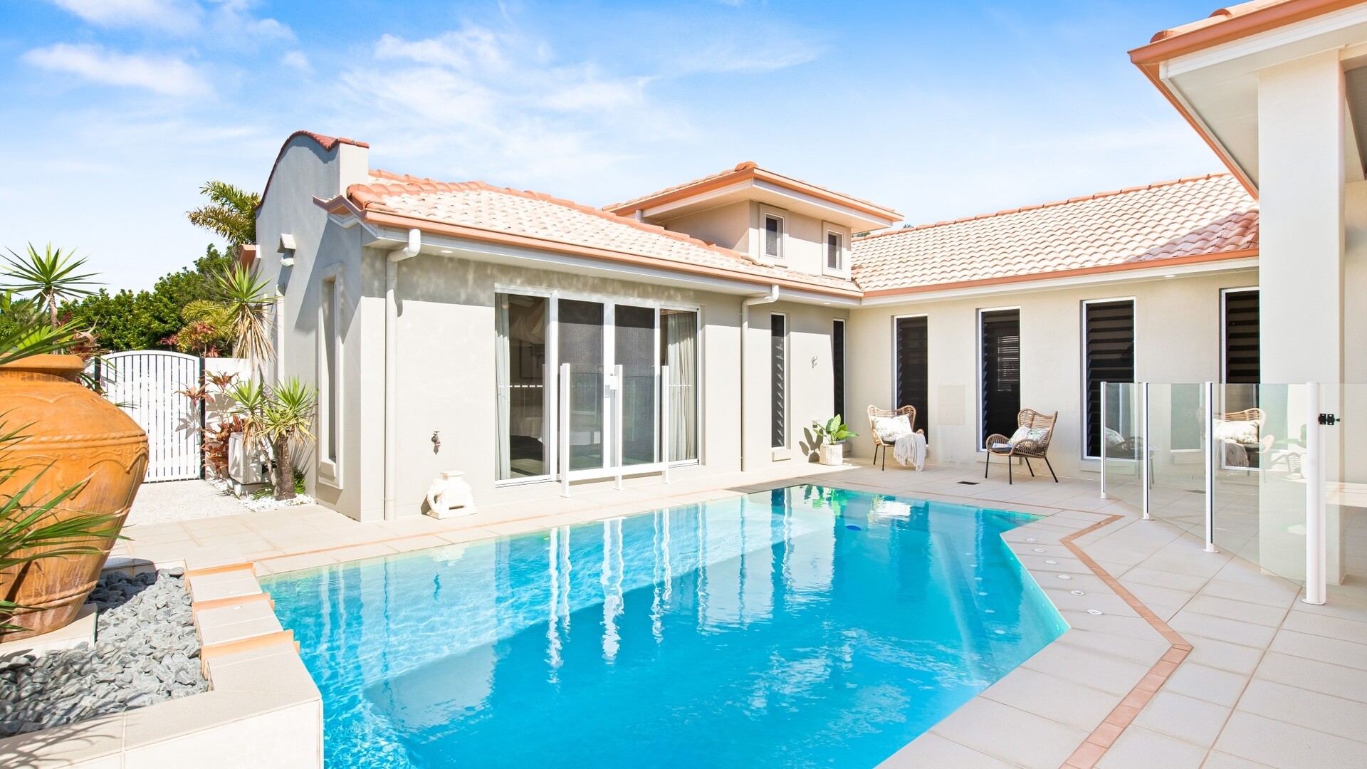 2 Teneriffe Court, Kawana Island QLD 4575 - photo 2