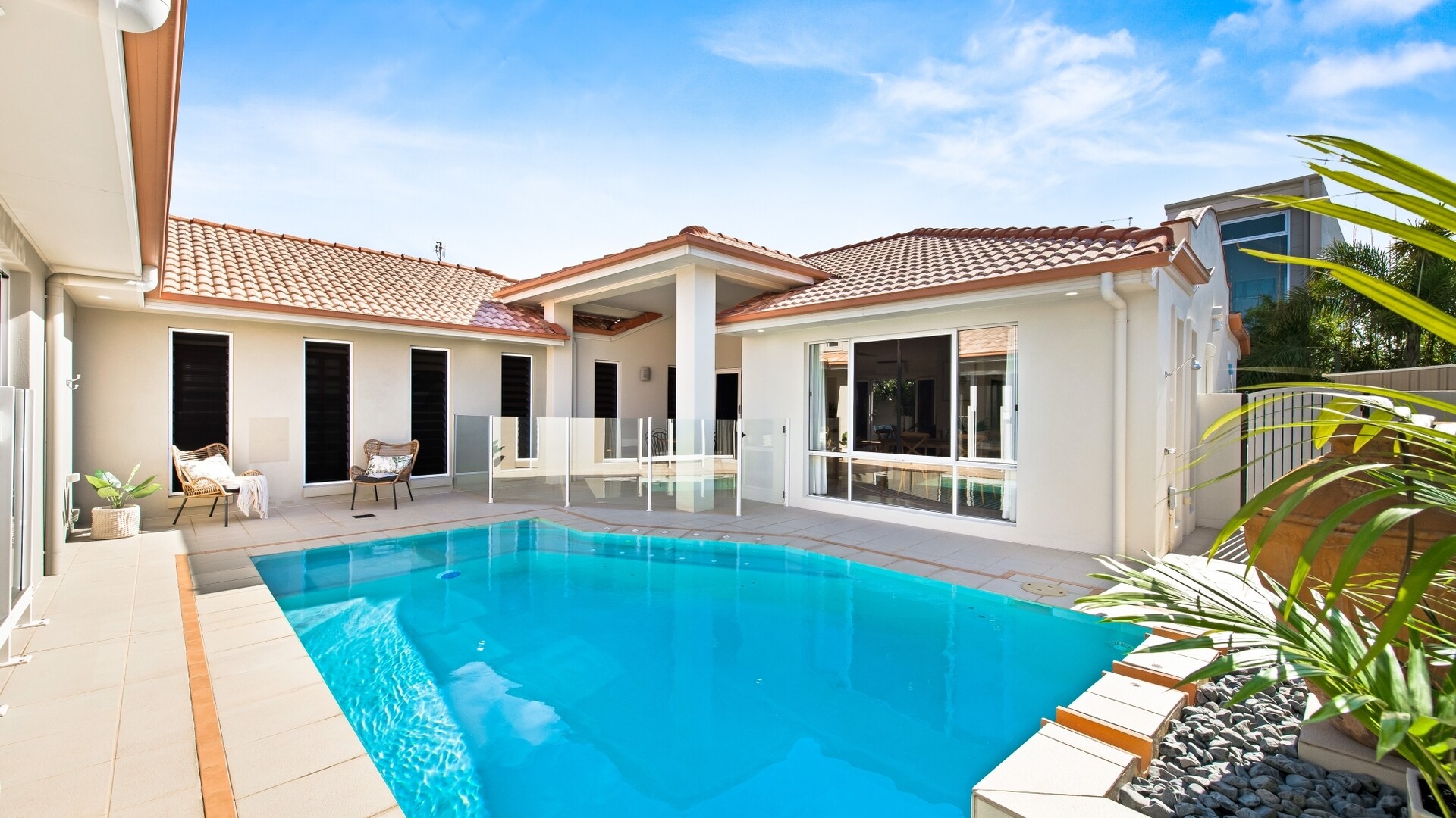 2 Teneriffe Court, Kawana Island QLD 4575 - photo 11