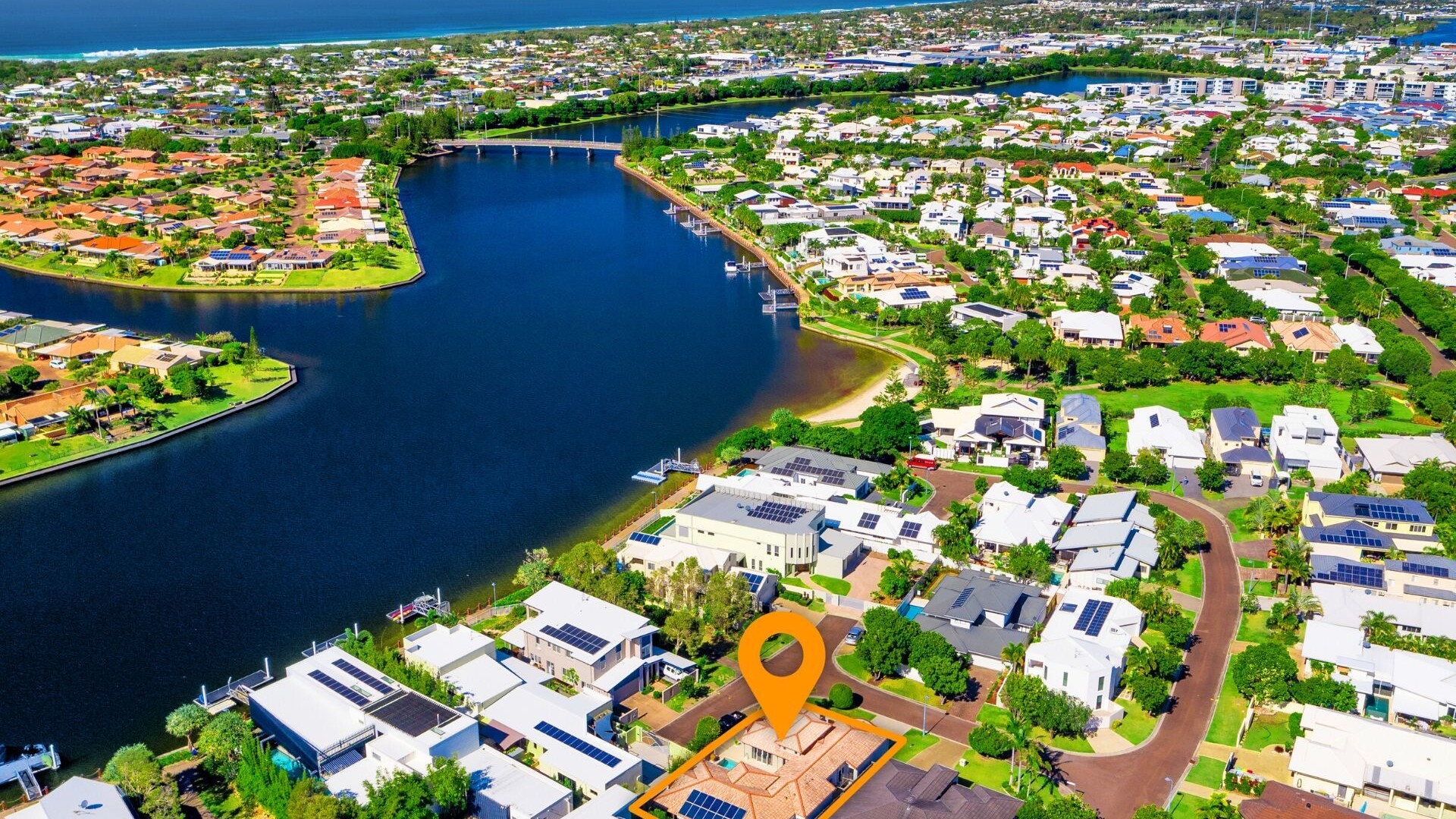 2 Teneriffe Court, Kawana Island QLD 4575 - photo 28