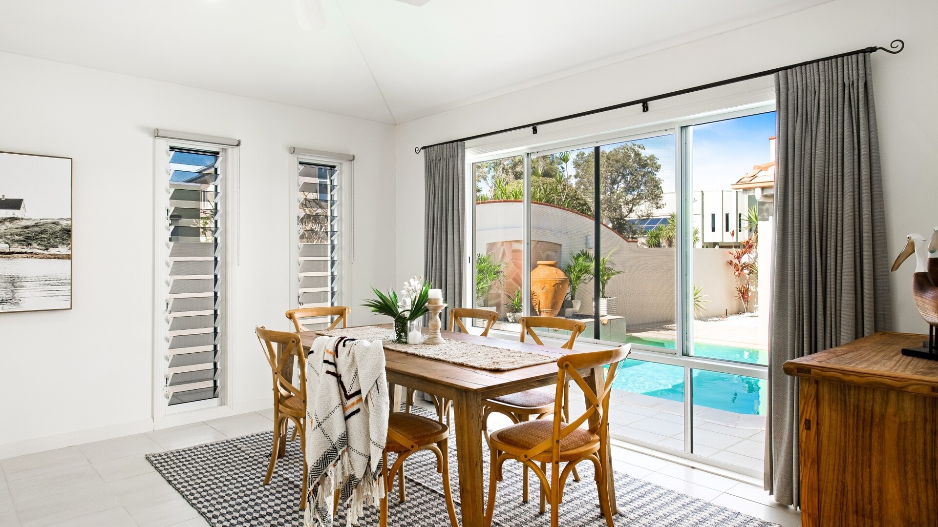 2 Teneriffe Court, Kawana Island QLD 4575 - photo 4