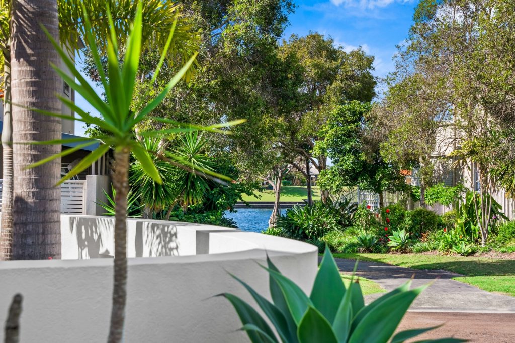 2 Teneriffe Court, Kawana Island QLD 4575 - photo 35