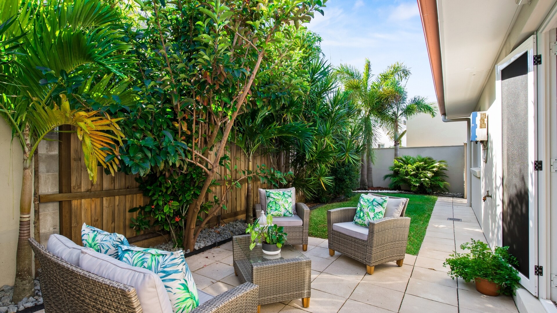 2 Teneriffe Court, Kawana Island QLD 4575 - photo 9