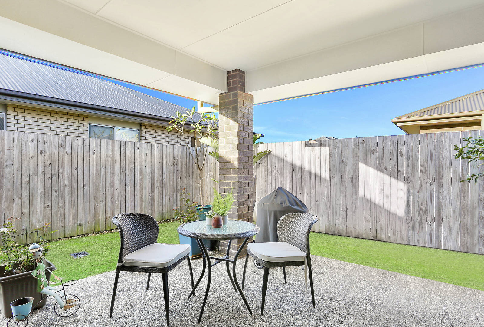 1&2/1 Maber Street, Meridan Plains QLD 4551 - photo 4