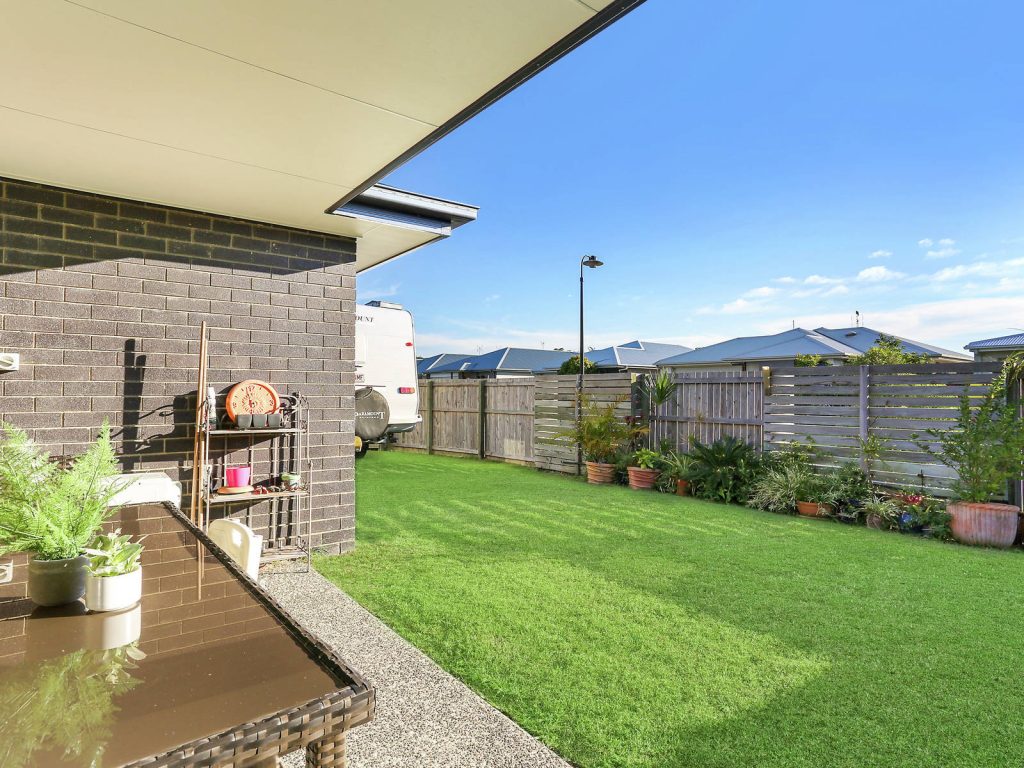 1&2/1 Maber Street, Meridan Plains QLD 4551 - photo 9
