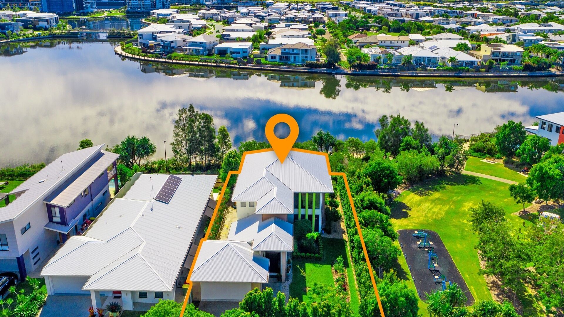 4 Buruwang Street, Birtinya QLD 4575 - photo 13
