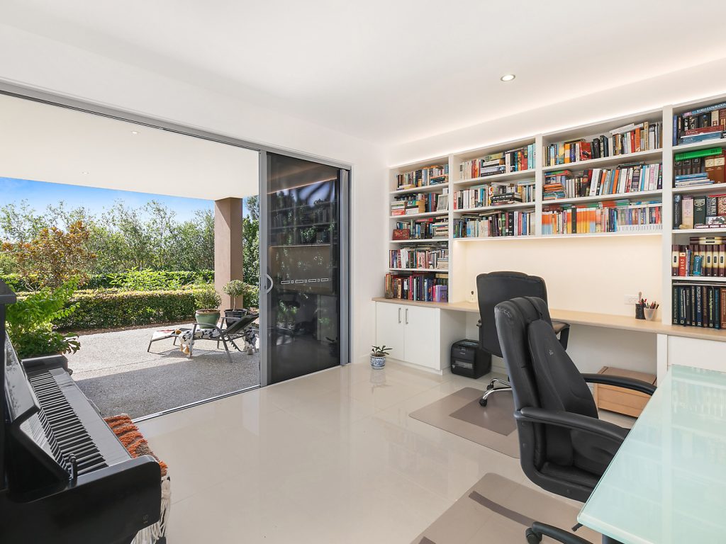 4 Buruwang Street, Birtinya QLD 4575 - photo 14