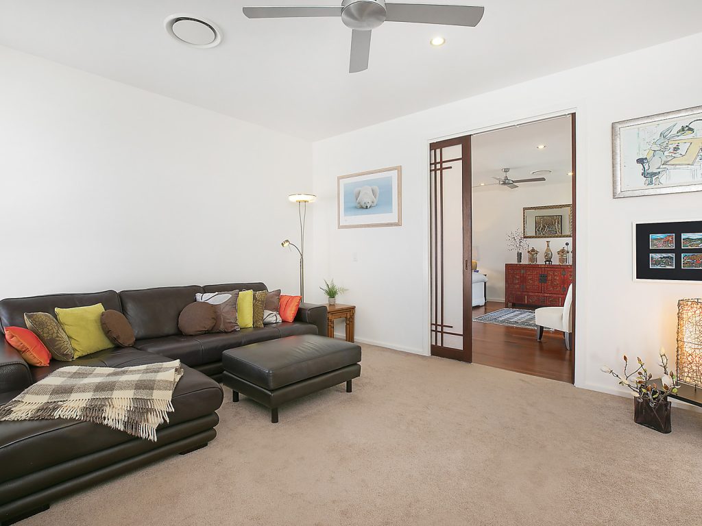 4 Buruwang Street, Birtinya QLD 4575 - photo 9