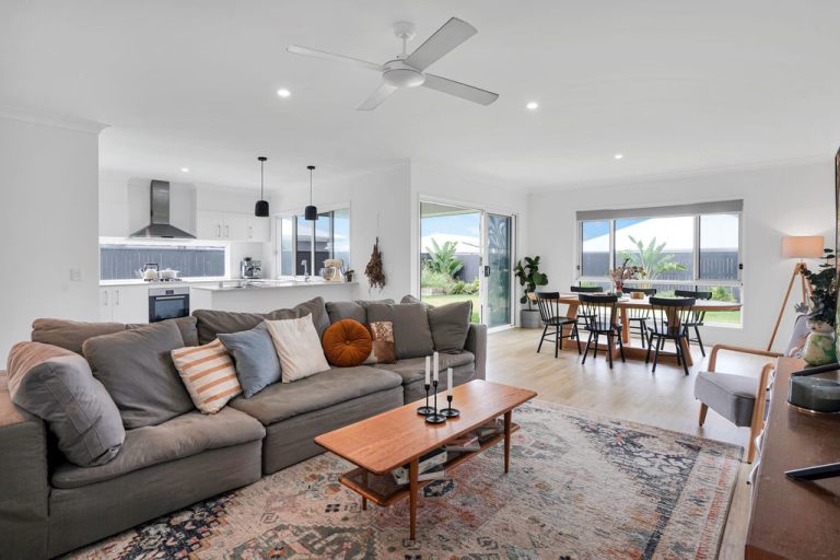 47 Meredith Crescent, Baringa QLD 4551 - photo 8