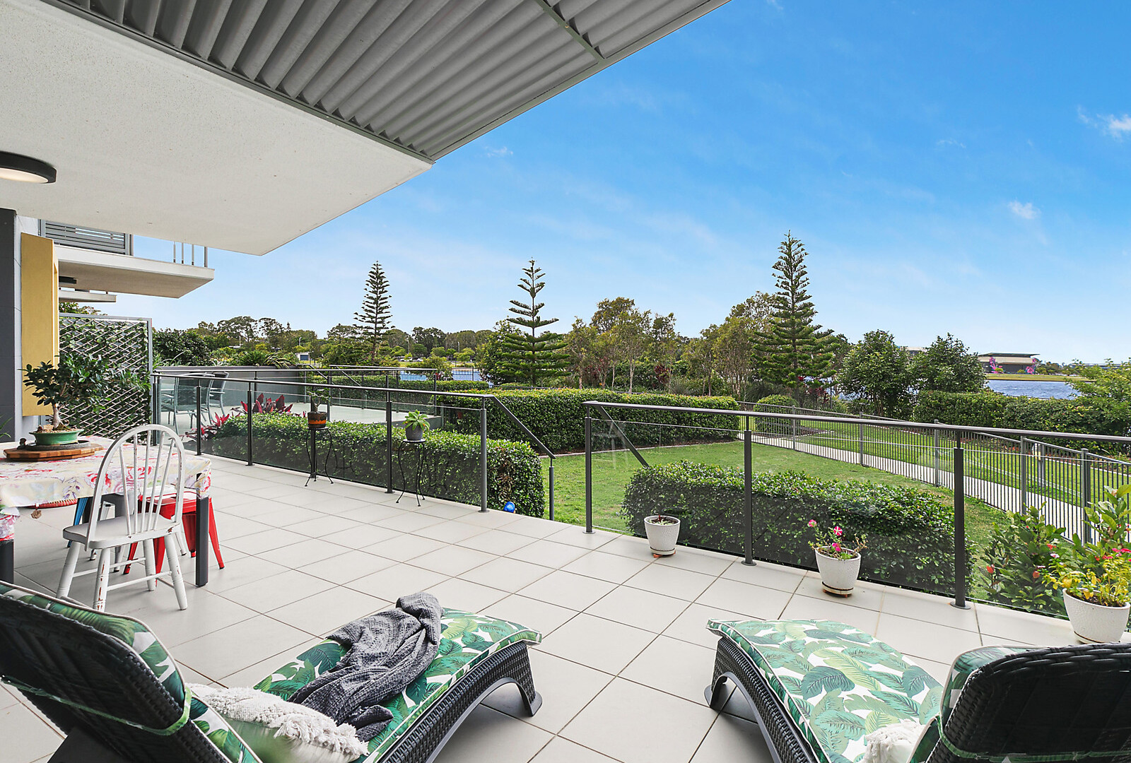 207/21 Innovation Parkway, Birtinya QLD 4575 - photo 2
