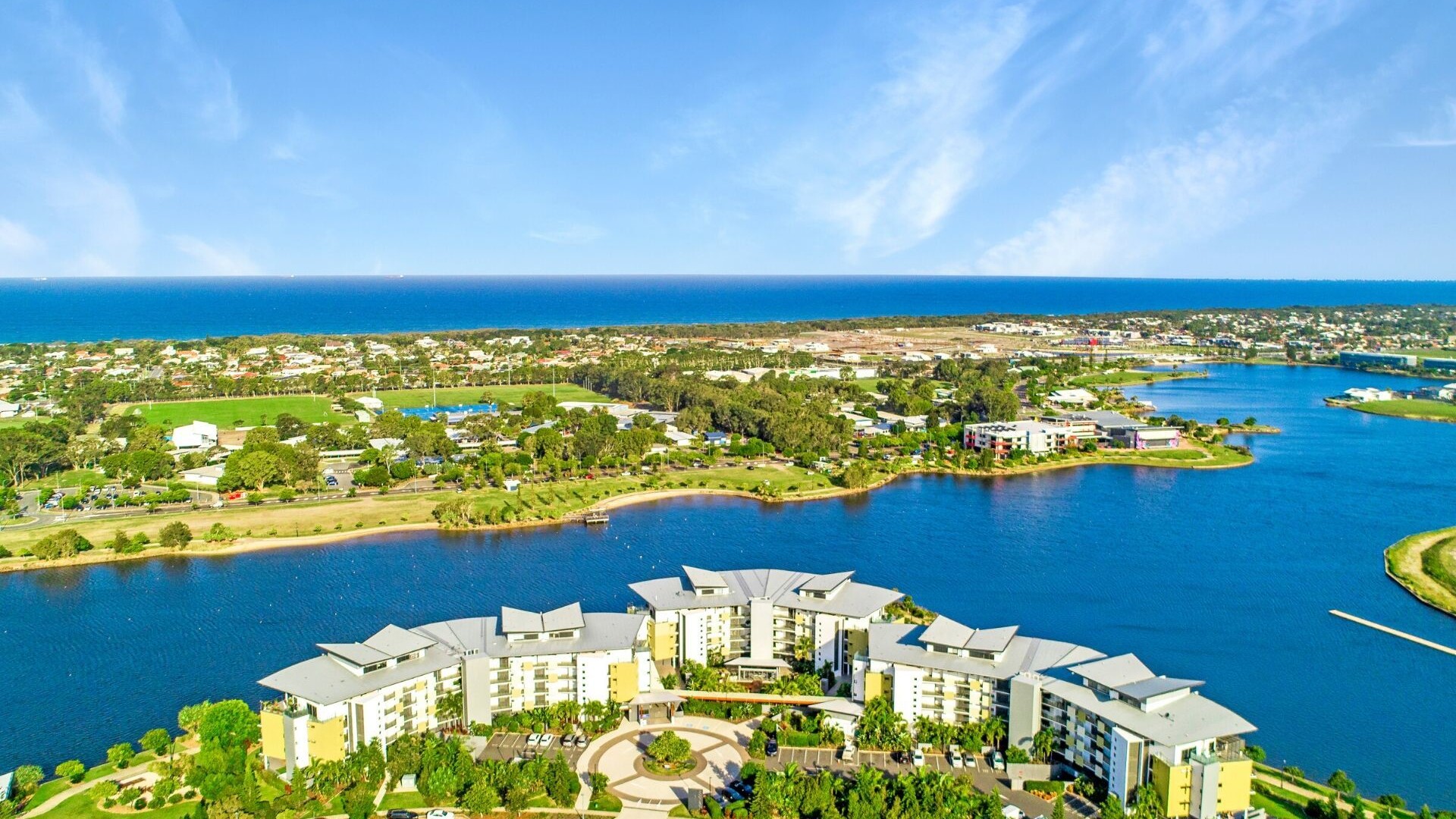 207/21 Innovation Parkway, Birtinya QLD 4575 - photo 3