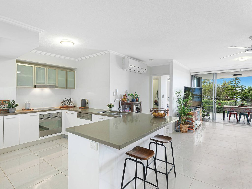 207/21 Innovation Parkway, Birtinya QLD 4575 - photo 4