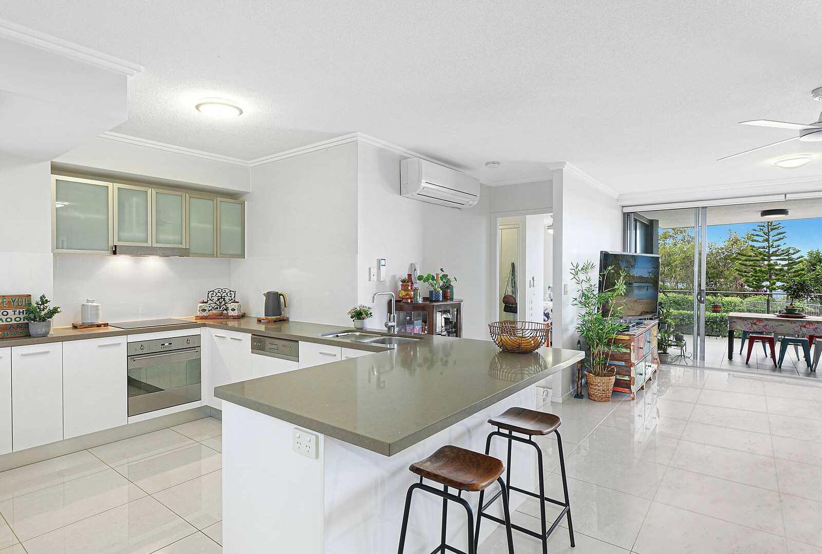 207/21 Innovation Parkway, Birtinya QLD 4575 - photo 4