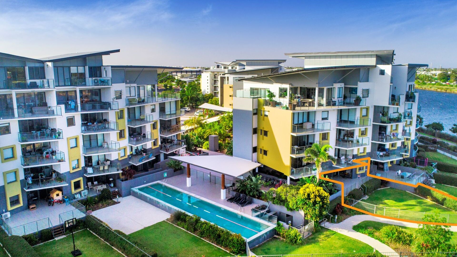 207/21 Innovation Parkway, Birtinya QLD 4575 - photo 8