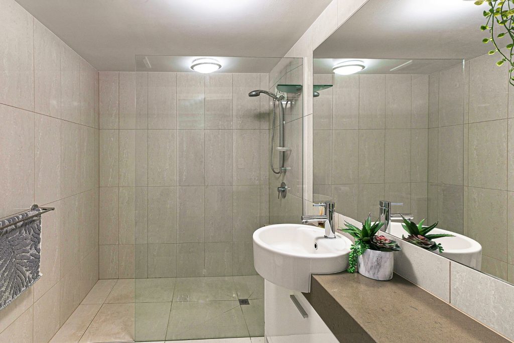 207/21 Innovation Parkway, Birtinya QLD 4575 - photo 10