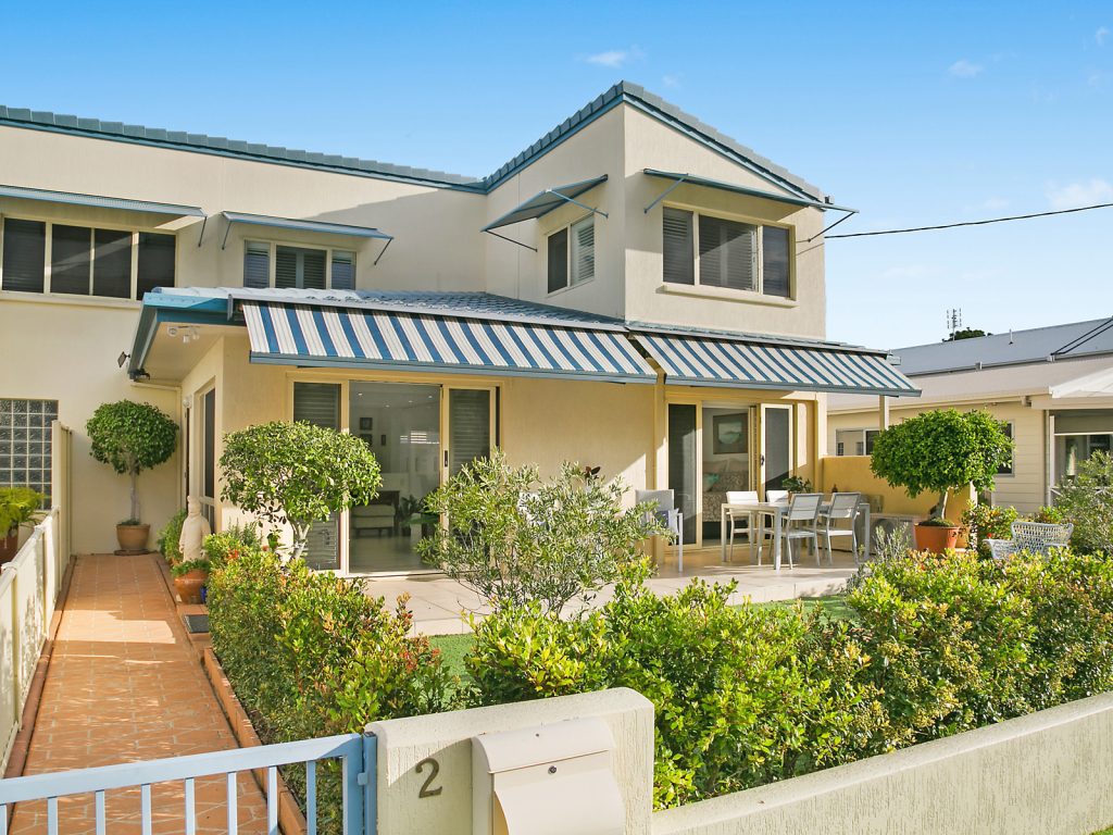 2/2 Burke Street, Golden Beach QLD 4551 - photo 11