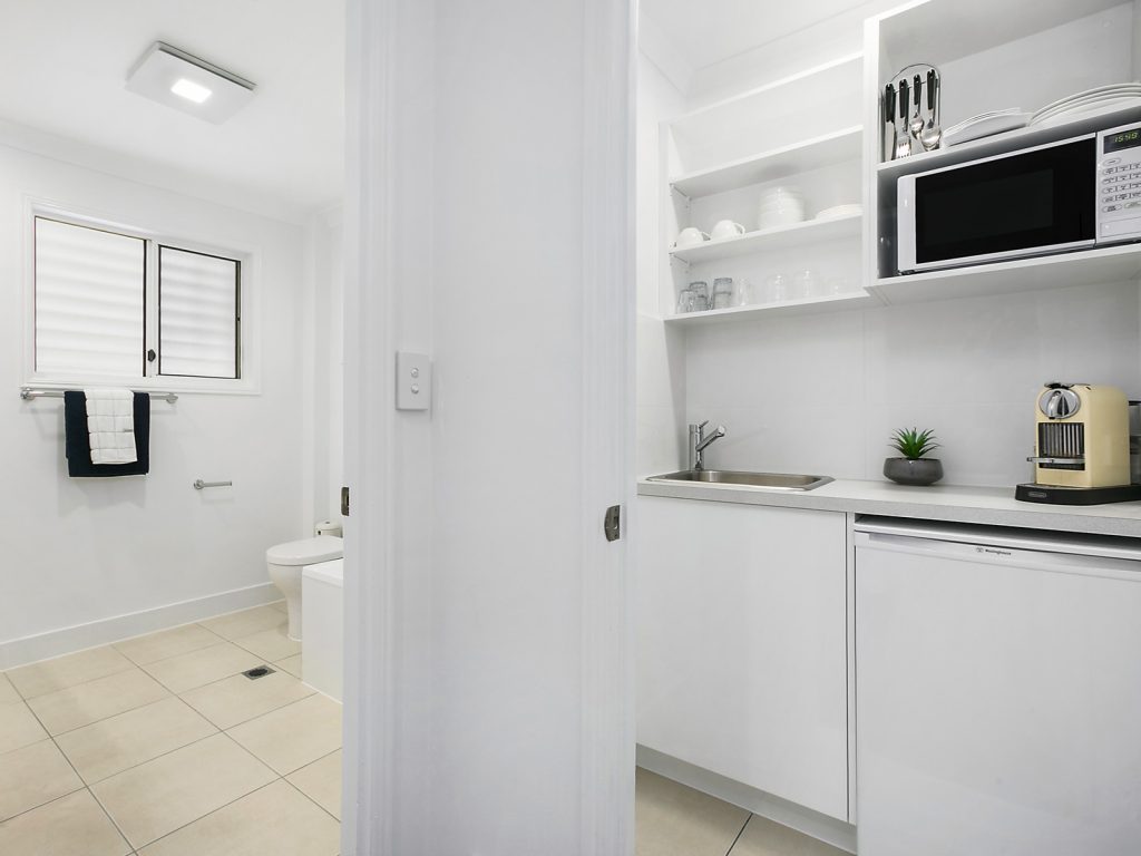 2/2 Burke Street, Golden Beach QLD 4551 - photo 3
