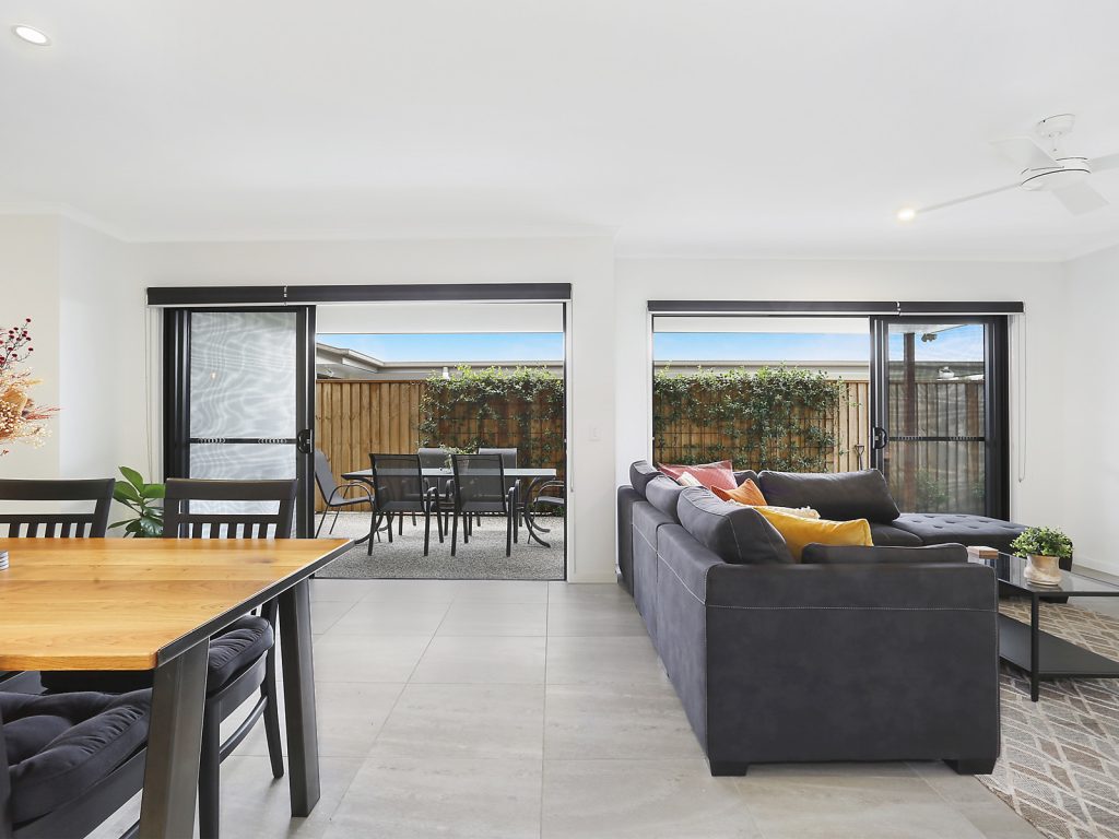 27 Meredith Crescent, Baringa QLD 4551 - photo 2