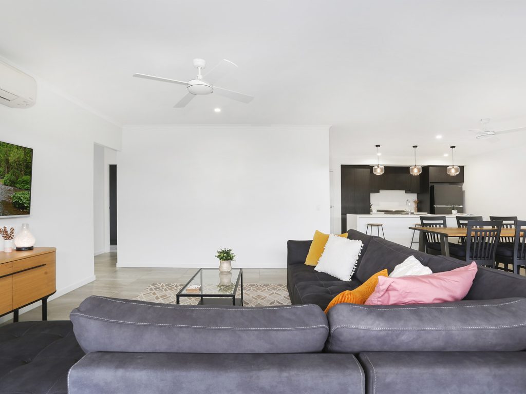 27 Meredith Crescent, Baringa QLD 4551 - photo 4