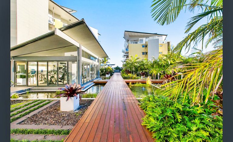 327/21 Innovation Parkway, Birtinya QLD 4575 - photo 11