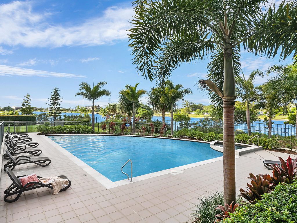 327/21 Innovation Parkway, Birtinya QLD 4575 - photo 12