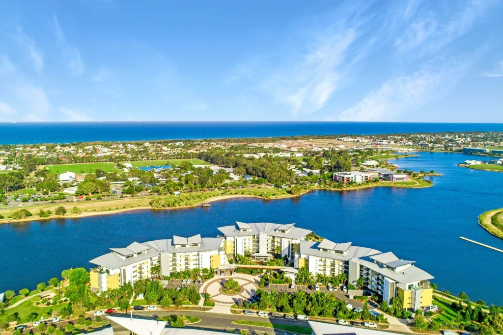 327/21 Innovation Parkway, Birtinya QLD 4575 - photo 4
