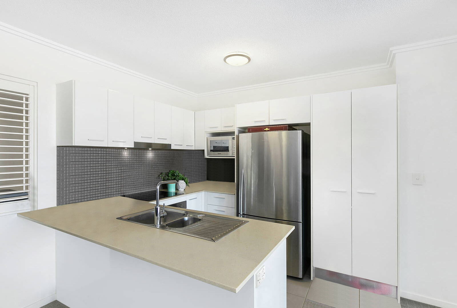 327/21 Innovation Parkway, Birtinya QLD 4575 - photo 6