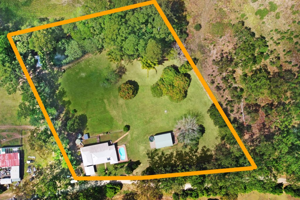 83 Woolleys Road, Glass House Mountains QLD 4518 - photo 12