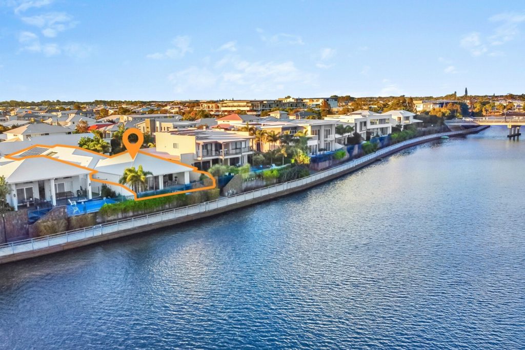 8 Buoy Court, Birtinya QLD 4575 - photo 15