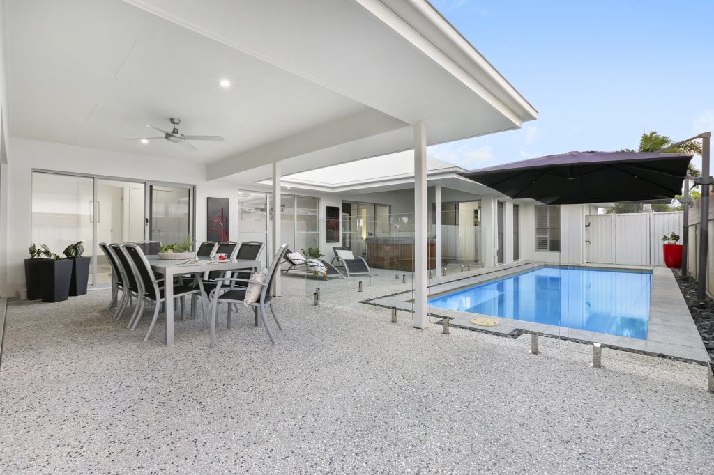 8 Buoy Court, Birtinya QLD 4575 - photo 7