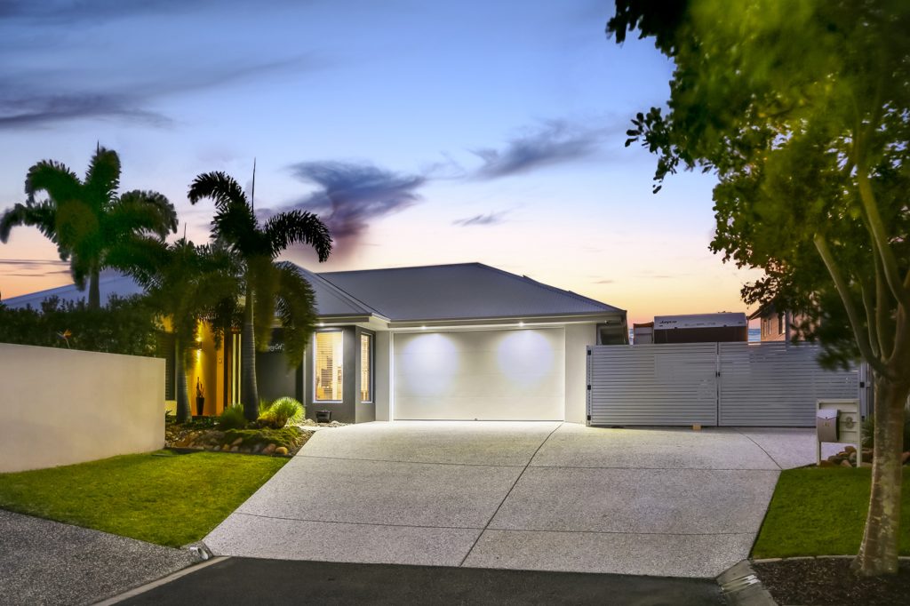 8 Buoy Court, Birtinya QLD 4575 - photo 9